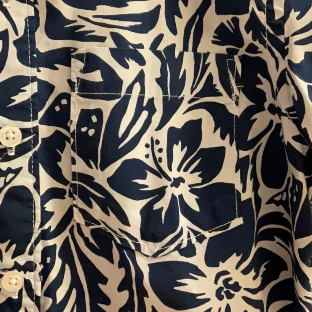 GAP Kids’Navy/White Floral Cotton Shirt